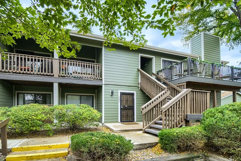 540 S Forest St #5-101