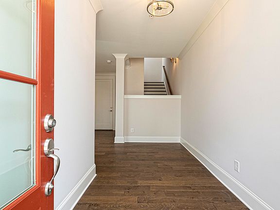 5th image of 314 Riverton Way