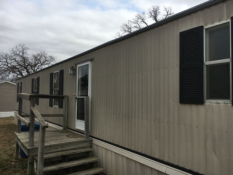 2nd image of 2120 S Burleson Blvd Trailer 90