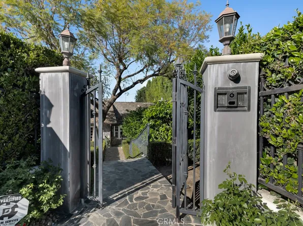 12953 Greenleaf St, Studio City, CA 91604