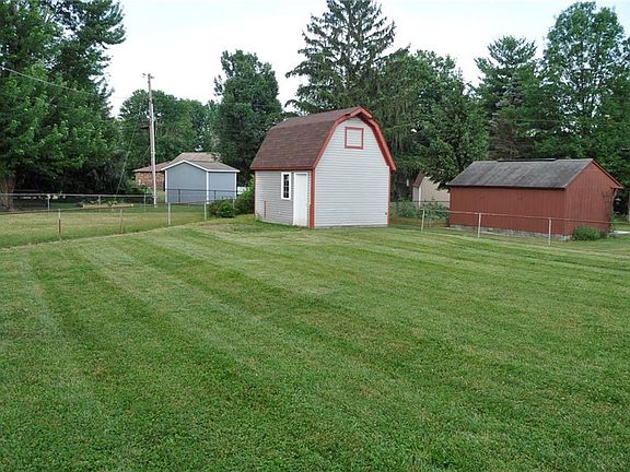 4th image of 4407 Aspen Dr