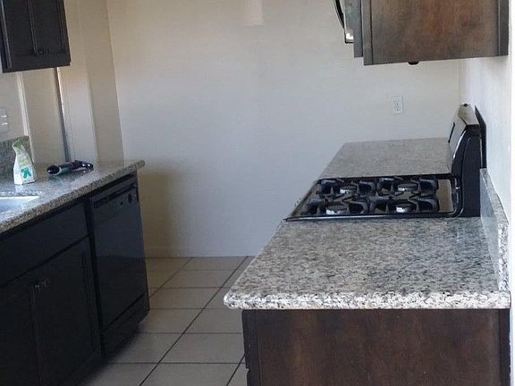4th image of 1751 S Bardo Ln