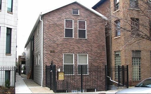 2nd image of 456 N Green St #1A