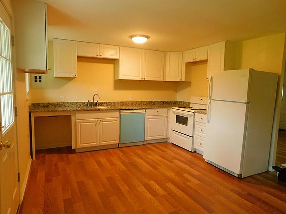 4th image of 6279 Roselawn Ave