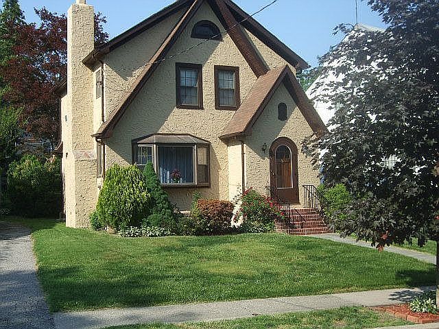 1st image of 63 Cross Hill Ave