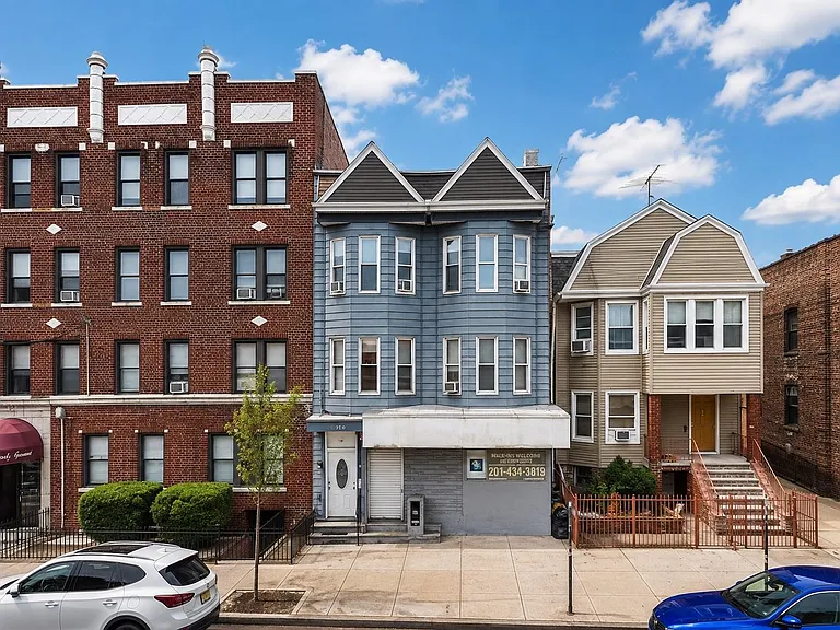 2275 Kennedy Blvd — Photo 20