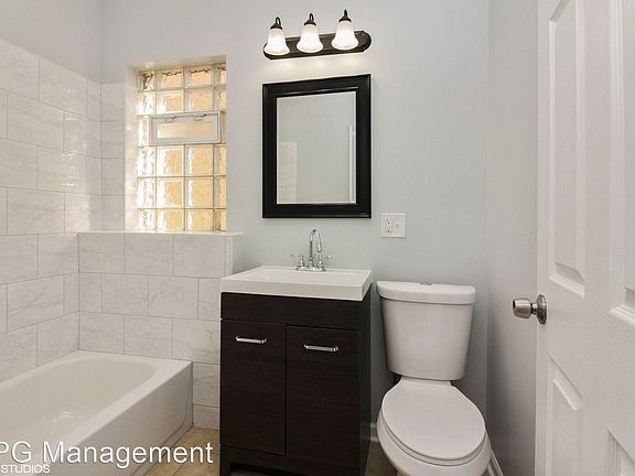 5th image of 4343 W Drummond Pl #1