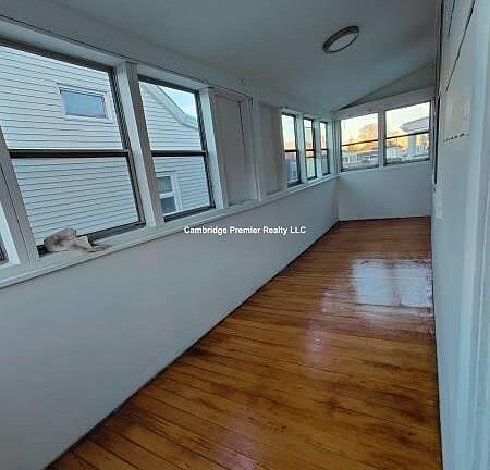 3rd image of 39A Albion St #3A