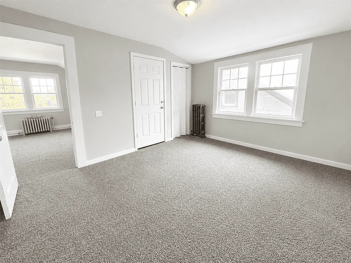 2 bed, 700 sqft, $750 — Photo 4