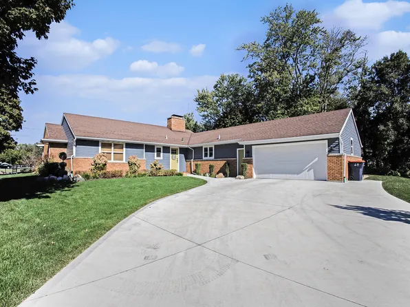 17 E 39th St, Holland, MI 49423