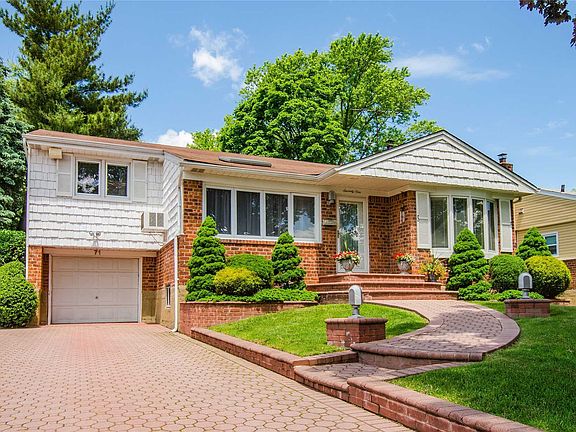 3rd image of 71 Hillary Ln