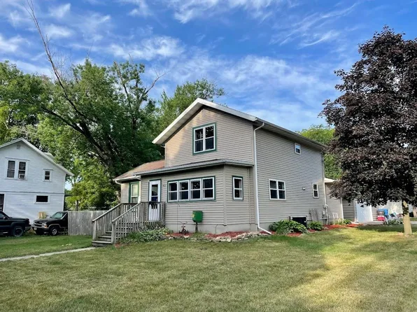 901 E 4th Ave, Brodhead, WI 53520