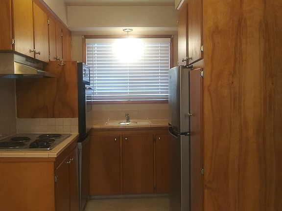 3rd image of 7029 SE Woodward St #7039