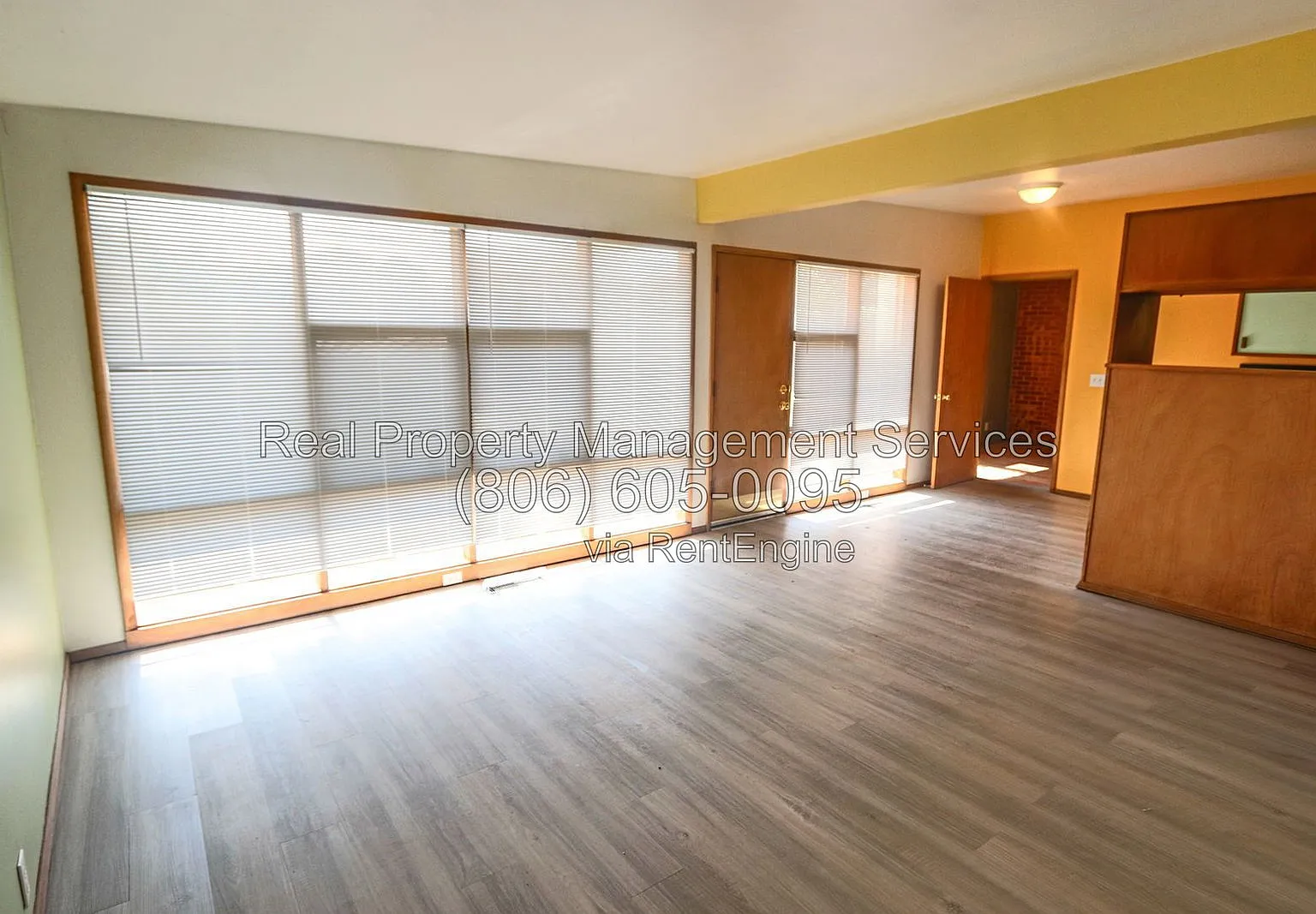 3 bed, 1.0 bath, 1120 sqft, $1,045 — Photo 3