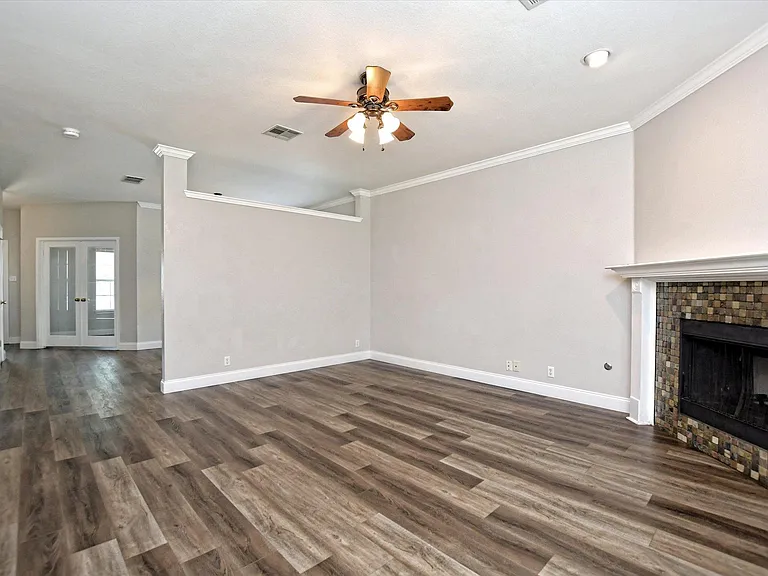 2007 Horizon Park Blvd — Photo 6