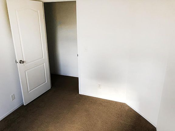 5th image of 452 Elm St Lot 17