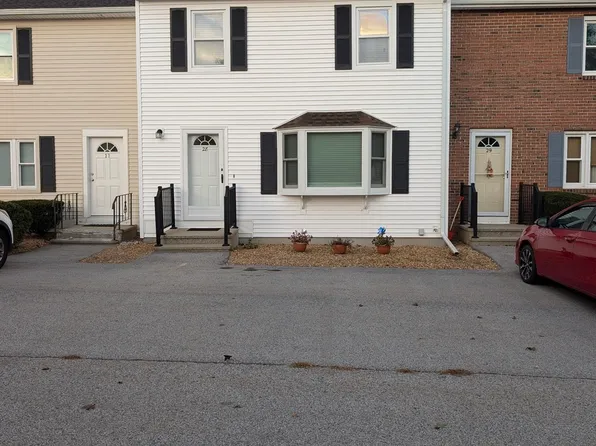 28 Highcrest Park Unit 28, Webster, MA 01570