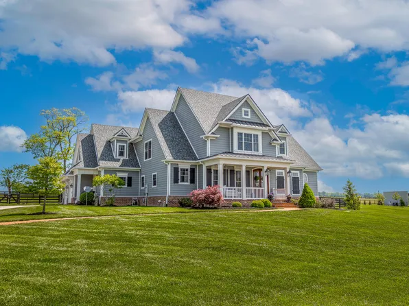 208 The Oaks Blvd, Nicholasville, KY 40356