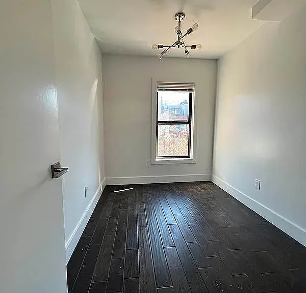 803 Quincy St #3 — Photo 8