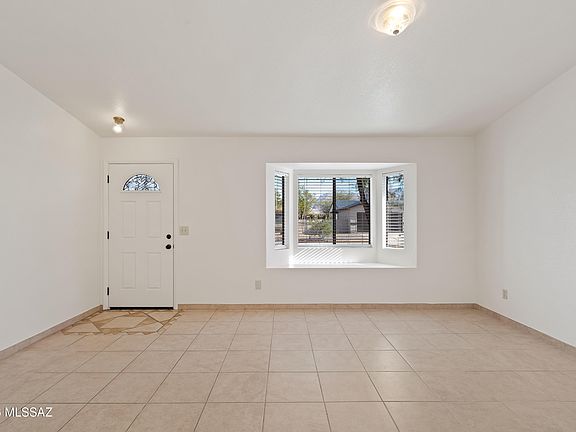 4th image of 2657 W Lazybrook Dr