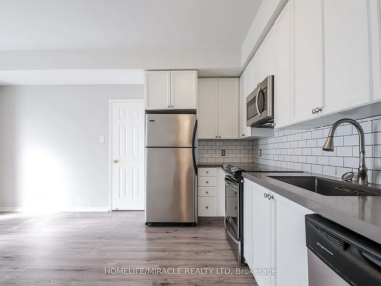 3056 Eglinton Ave W #62 — Photo 10