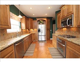 3rd image of 8296 Fairway Dr