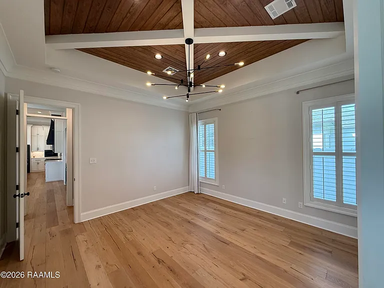 102 Orchard Park Ave — Photo 16