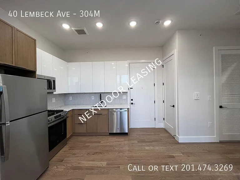 40 Lembeck Ave #304M — Photo 2