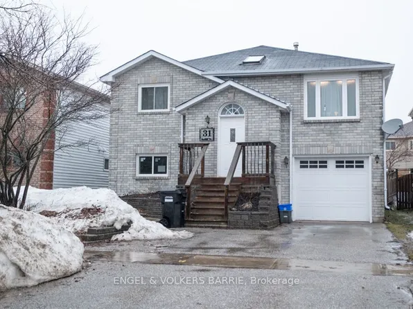 31 Finlay Rd, Barrie, ON L4N 7T8
