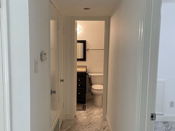 4th image of 1010 W Village Ct