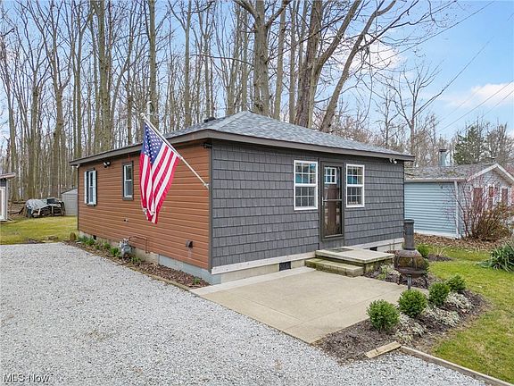 3rd image of 5164 Fairfax Dr