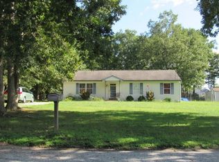 2858 London Ln, Vineland, NJ 08361