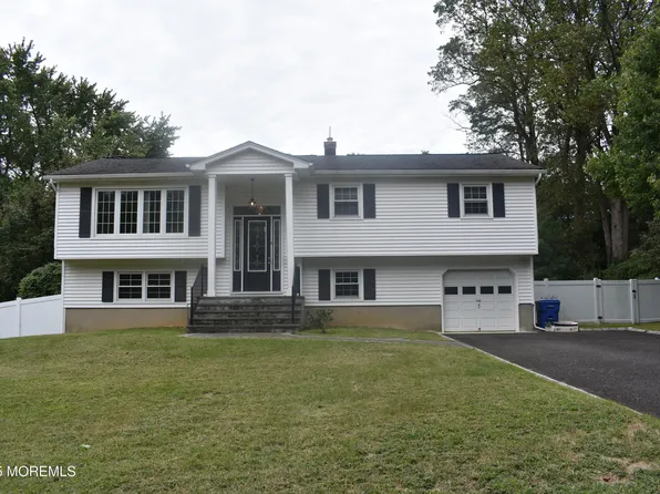 164 Heights Terrace, Middletown, NJ 07748