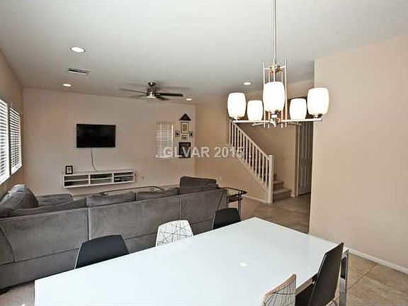 3rd image of 1405 Evans Canyon St