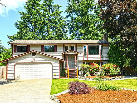 2nd image of 9419 163rd Street Ct E