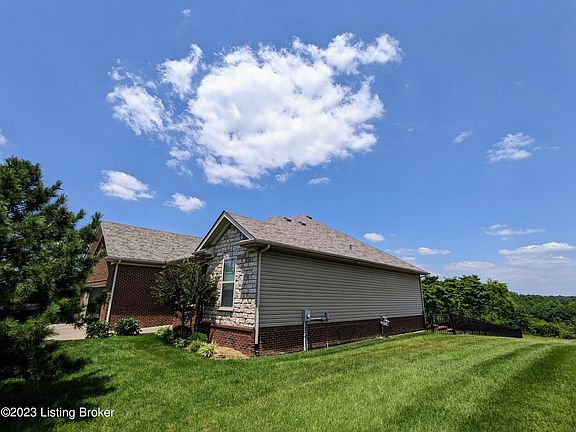 5th image of 178 Grand Central Dr