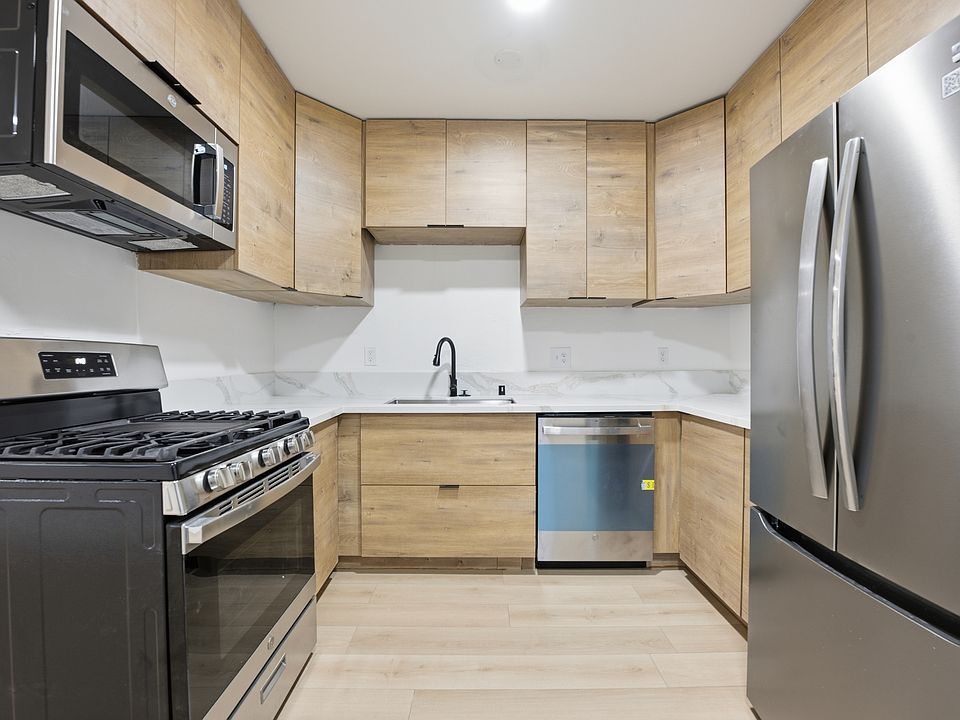 1st image of 4152 Mississippi St APT 7
