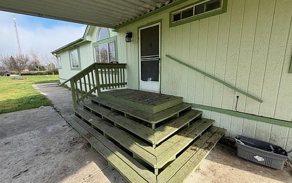 4th image of 8340 McClure Rd