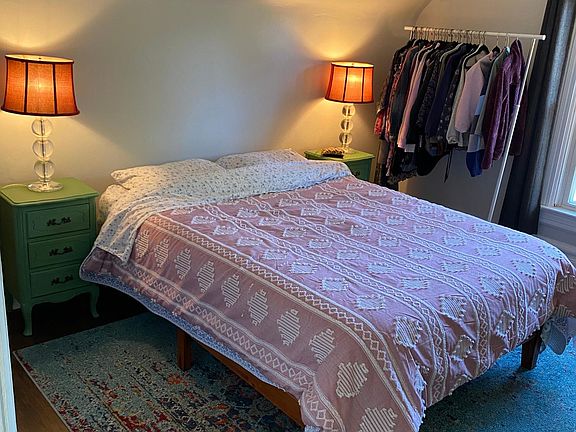 5th image of 121 Circle Ave Unit 2