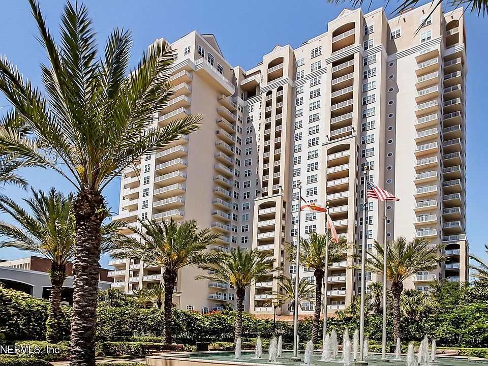 1st image of 400 E BAY Street #903