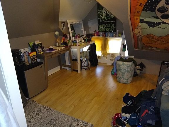 5th image of 410 Hudson Ave &-apt 1-2
