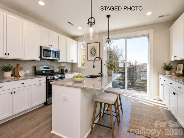 912 Callahan St #Eqx1665, Charlotte, NC 28206