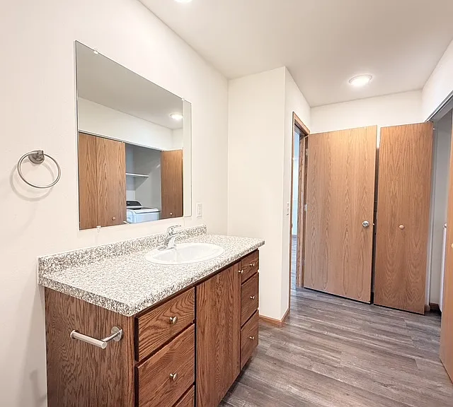 1440-1450 Peterson Dr — Photo 16