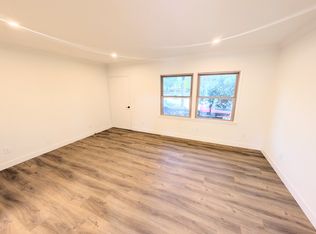 10963 Culver Blvd, Culver City, CA 90230