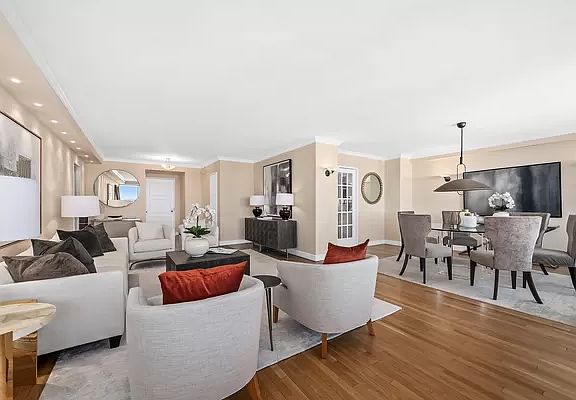 2nd image of 40 E 80th St APT 23A