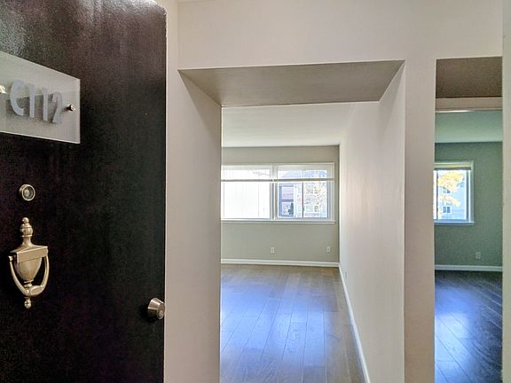 2nd image of 1900 Richard Jones Rd APT C112