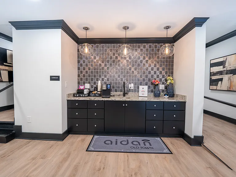 701 N Henry St #400 — Photo 39