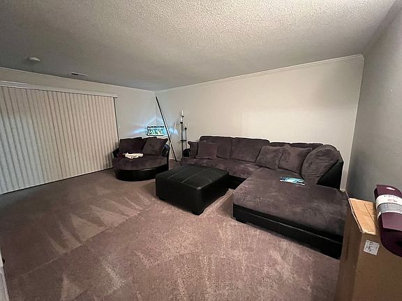5th image of 10204 W 96th Ter APT A