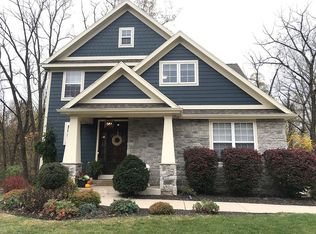 66 Braemar Dr, Valparaiso, IN 46385