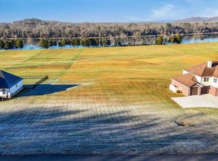 56 Espalier Dr, Decatur, TN 37322